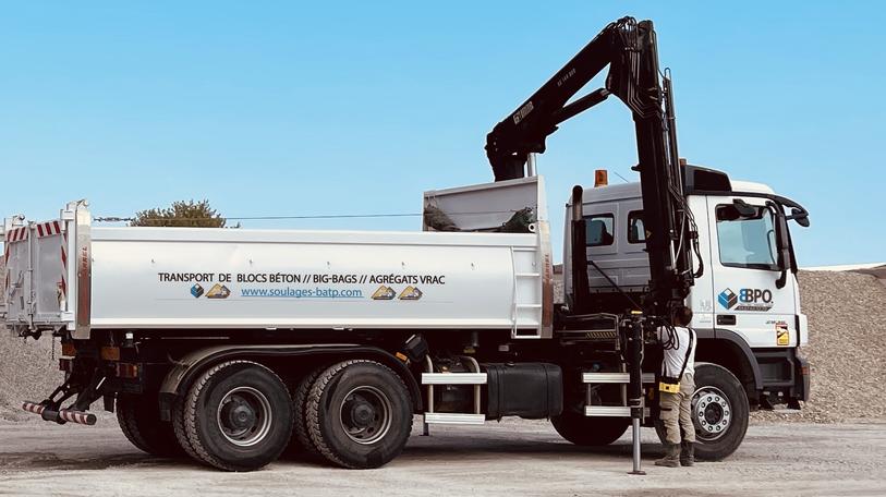 camion-benne-1626x912-q60-copie